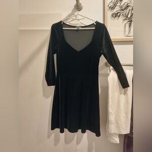 Women's Small Black Velvety Dress from Express